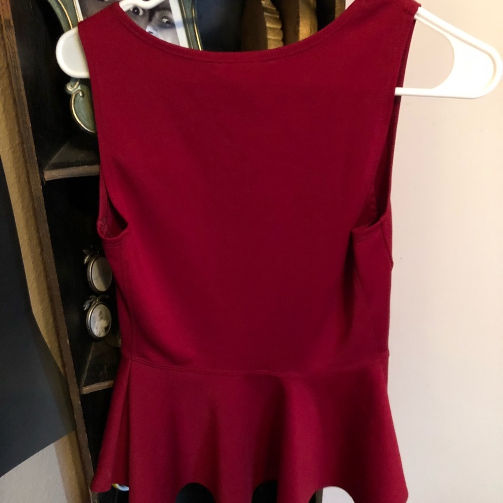 RED F21 TOP - Picture 2 of 4